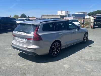 Volvo V60 T8 AWD 310+145 POLESTAR ENGINEERED GEARTRONIC 8 (2023) - Photo 12