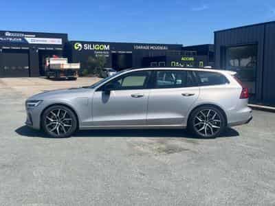 Volvo V60 T8 AWD 310+145 POLESTAR ENGINEERED GEARTRONIC 8 (2023) - Photo 15