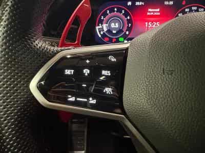 VW Golf GTI Clubsport 2.0 TSI 300cv (2022) - Foto 11
