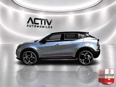 Alfa-Romeo JUNIOR 1.2 IBRIDA 145 SPECIALE E-DCT6 (2026) - Foto 4