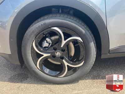 Alfa-Romeo JUNIOR 1.2 IBRIDA 145 SPECIALE E-DCT6 (2026) - Foto 11