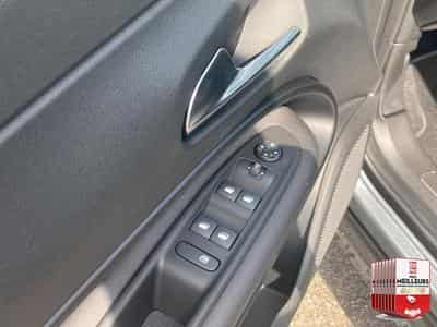 Alfa-Romeo JUNIOR 1.2 IBRIDA 145 SPECIALE E-DCT6 (2026) - Foto 13