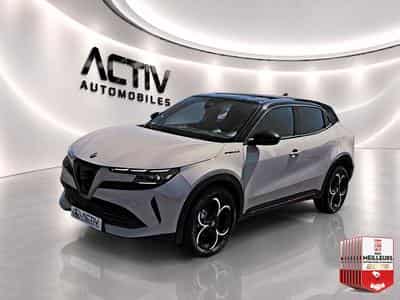 Alfa-Romeo JUNIOR 1.2 IBRIDA 145 SPECIALE E-DCT6 (2026) - Foto 1