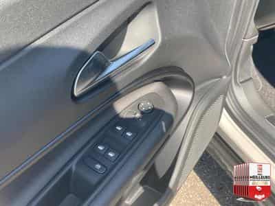 Alfa-Romeo JUNIOR 1.2 IBRIDA 145 SPECIALE E-DCT6 (2026) - Foto 12