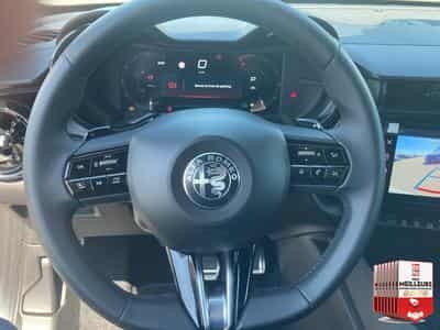 Alfa-Romeo JUNIOR 1.2 IBRIDA 145 SPECIALE E-DCT6 (2026) - Foto 15