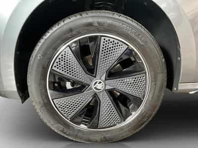 Skoda Kamiq Monte-Carlo+Navi+Led+DAB+Pano+Keyless (2025) - Photo 8