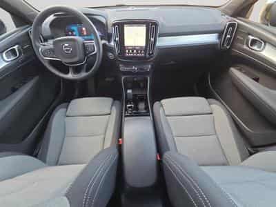 Volvo XC40 B3 Plus Dark / Essence 2026 (2025) - Photo 10