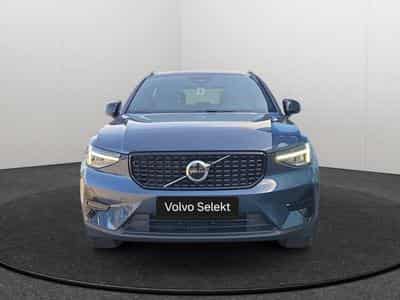 Volvo XC40 B3 Plus Dark / Essence 2026 (2025) - Photo 8