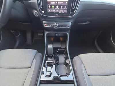 Volvo XC40 B3 Plus Dark / Essence 2026 (2025) - Photo 11