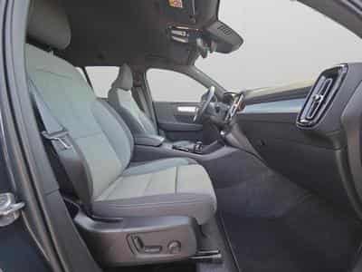 Volvo XC40 B3 Plus Dark / Essence 2026 (2025) - Photo 15