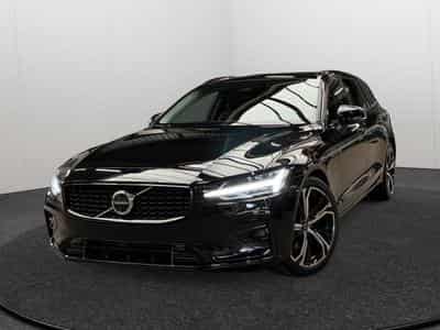 Volvo V60 B4 Plus Dark / Essence (2025) - Photo 1