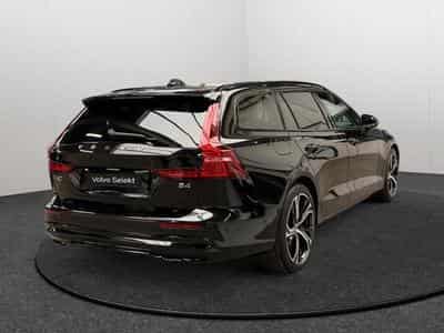 Volvo V60 B4 Plus Dark / Essence (2025) - Photo 2