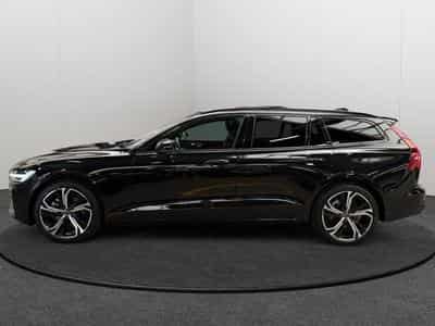 Volvo V60 B4 Plus Dark / Essence (2025) - Photo 4