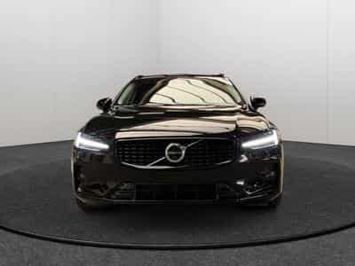 Volvo V60 B4 Plus Dark / Essence (2025) - Photo 9