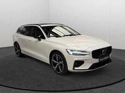 Volvo V60 B4 Ultra Dark / Essence (2025) - Photo 7