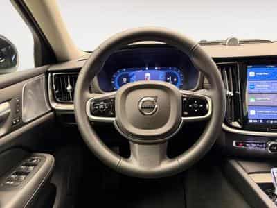 Volvo V60 B4 Ultra Dark / Essence (2025) - Photo 12