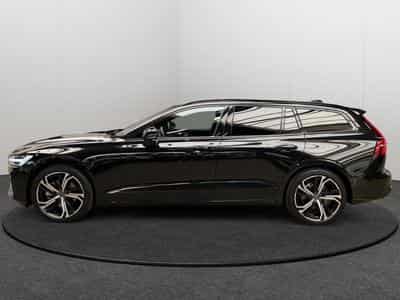 Volvo V60 B4 Ultra Dark / Essence (2025) - Photo 4