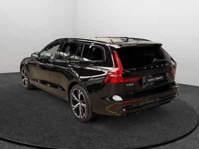 Volvo V60 B4 Ultra Dark / Essence (2025) - Photo 5