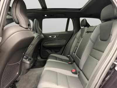 Volvo V60 B4 Ultra Dark / Essence (2025) - Photo 13