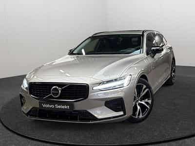 Volvo V60 B4 Plus Dark / Essence 2026 (2025) - Photo 1