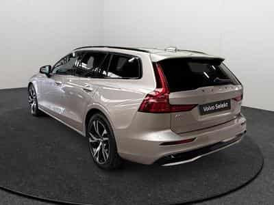 Volvo V60 B4 Plus Dark / Essence 2026 (2025) - Photo 3