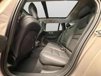 Volvo V60 B4 Plus Dark / Essence 2026 (2025) - Photo 13