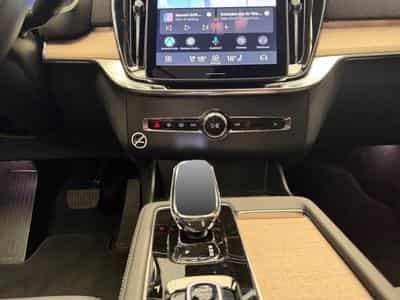 Volvo XC90 Facelift B5 AWD Plus Bright / Essence 2026 (2025) - Photo 11