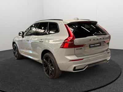 Volvo XC60 Facelift B5 AWD Plus Black Edition / Essence 2026 (2025) - Photo 3