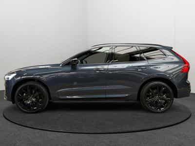 Volvo XC60 Facelift B5 AWD Black Edition Ultra / Essence 2026 (2025) - Photo 2