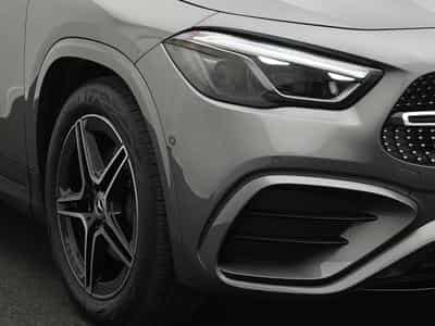 Mercedes GLA 220 4MATIC AMG-Line (2026) - Photo 9