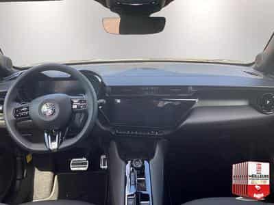 Alfa-Romeo JUNIOR 1.2 IBRIDA 145 SPECIALE E-DCT6 (2026) - Foto 10