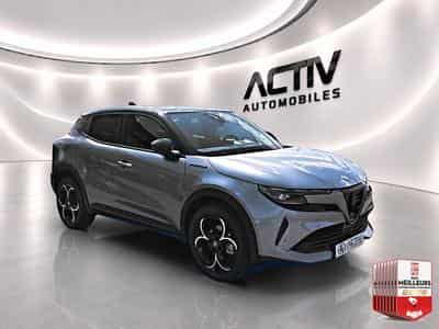 Alfa-Romeo JUNIOR 1.2 IBRIDA 145 SPECIALE E-DCT6 (2026) - Foto 3