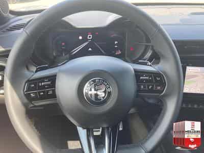 Alfa-Romeo JUNIOR 1.2 IBRIDA 145 SPECIALE E-DCT6 (2026) - Foto 15