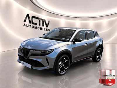Alfa-Romeo JUNIOR 1.2 IBRIDA 145 SPECIALE E-DCT6 (2026) - Foto 1
