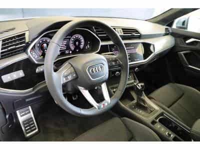 Audi Q3 Sportback (2025) - Foto 10