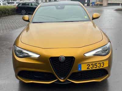 Alfa-Romeo Giulia 2.0 TB 280 Q4 GT Junior Ocra (2022) - Foto 1