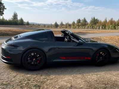 Porsche 911 Targa 4 GTS 992.2 (2025) - Foto 1