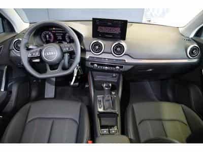 Audi Q2 35 TFSI S Tronic (2024) - Foto 2