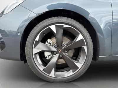 Cupra Leon eTSI (2026) - Foto 8