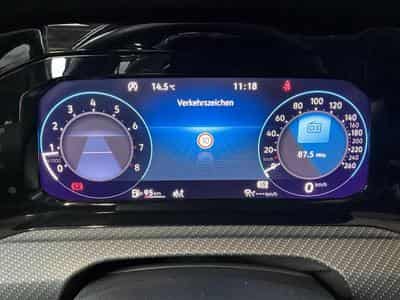 VW Golf R-Line+BVM+Navi+LED (2023) - Foto 11