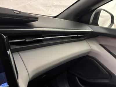 Ford Capri 79kWh Extended Range AWD (2024) - Foto 13