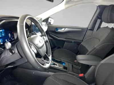 Ford Kuga 1.5i EcoBoost 137kW Aut. Titanium (2025) - Foto 4