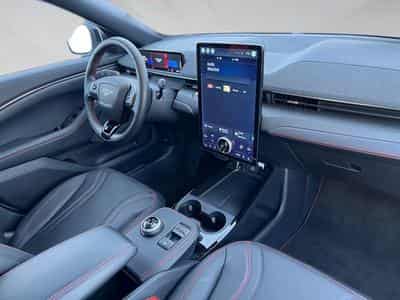 Ford Mustang Mach-E First Edition (2023) - Foto 6