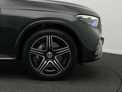 Mercedes GLC 220 d 4MATIC AMG-Line (2025) - Foto 8