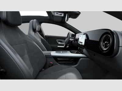 Mercedes CLA 180 AMG-Line (2025) - Foto 10