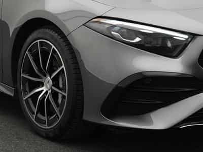 Mercedes A 35 AMG 4M Multi+Kamera+Ambi+MBUX (2024) - Foto 9