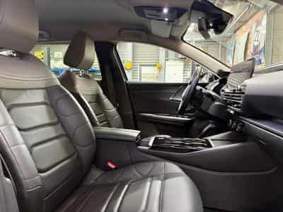 Citroen C5 X C5 X 131cv Auto PLUS Cuir/Nav/ClimA/LED/HUD (2024) - Foto 8