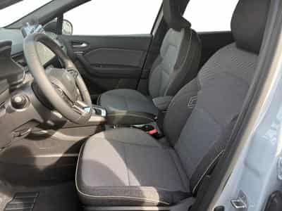 Renault Captur 1.33 TCe MHEV Techno GPF (2026) - Foto 6