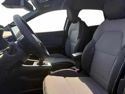 Renault Captur 1.33 TCe MHEV Techno GPF (2026) - Foto 6