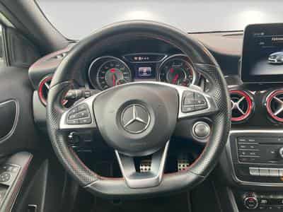 Mercedes GLA 45 AMG 4Matic Night Paket Pano (2018) - Foto 13